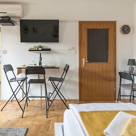 Studio Apartman Comodo 자그레브 외부 사진
