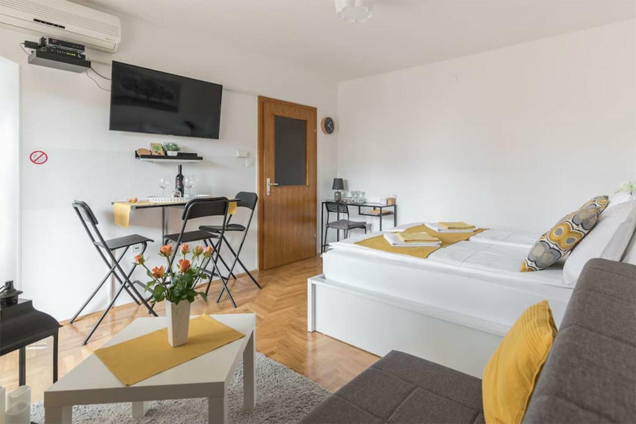 Studio Apartman Comodo 자그레브 외부 사진